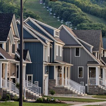Collingwood chalet, commercial and residential siding, verticle siding.