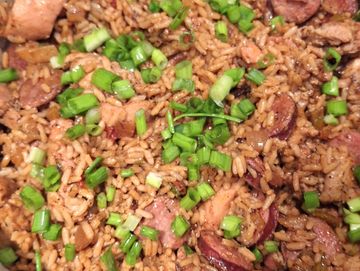 Jambalaya in cast iron pot