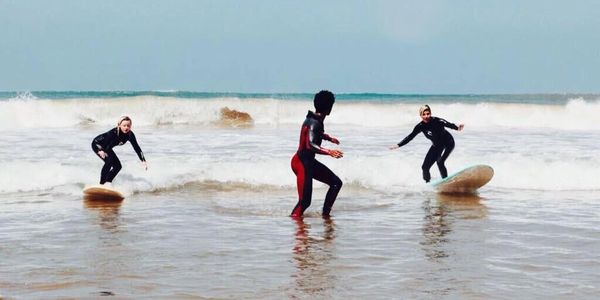 YALLA KITESURF SURF School Essaouira, Sidi Kaouki & Imesoun Morocco
Ecole SURF KITE, SUP, SURF-TRIPS