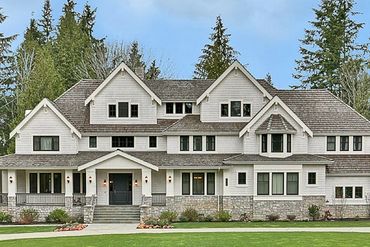 Luxury Custom Home in Bear Creek Redmond WA | Cutuli Homes.