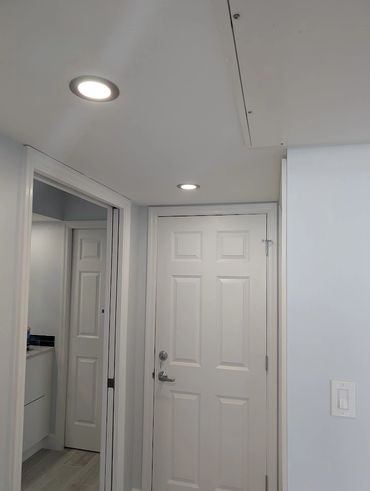 New led wafer light reflects from ceiling