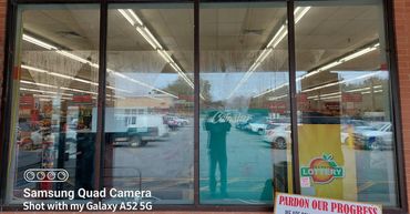 Sticker residue, Piggly Wiggly