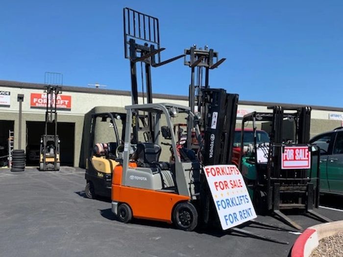 Quality used lift trucks, discount forklifts, equipment dealer, section 179 tax break, free forklift
