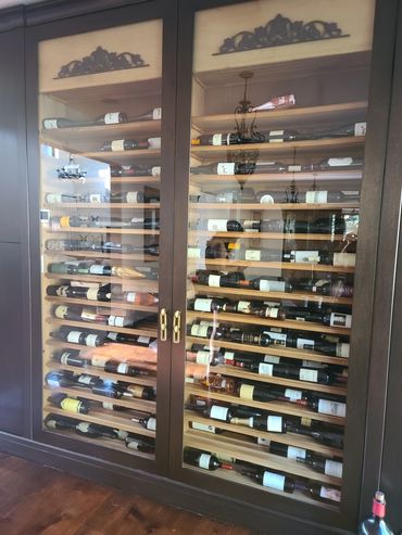 wine cabinet fixed