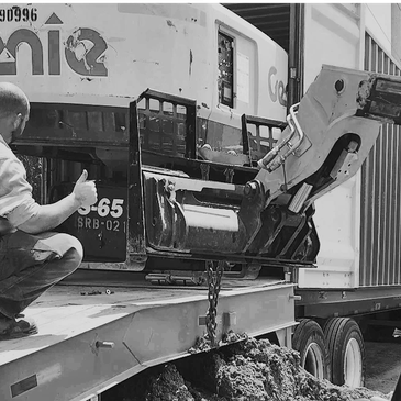 Head engineer loading to repair an S65 Boom Lift in Huntsville Alabama