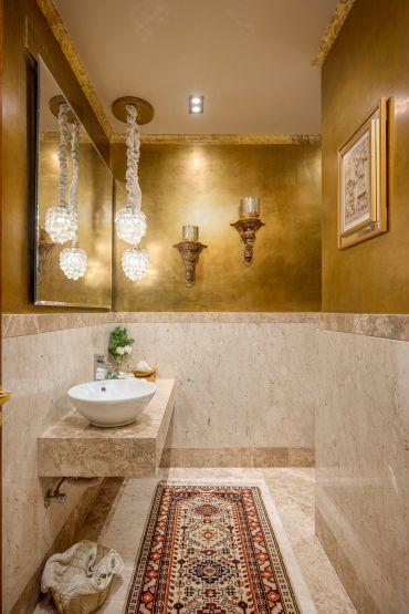 luxury powder room toilet gold marble crystal lighting مغاسل تصميم
