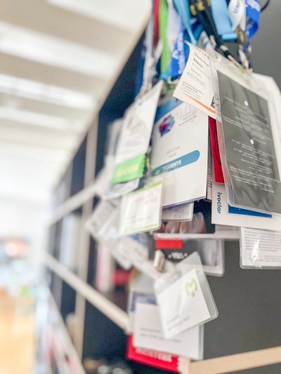 <img src="lanyards-speaker-badges.jpg" alt="Lanyards with speakers' badges">