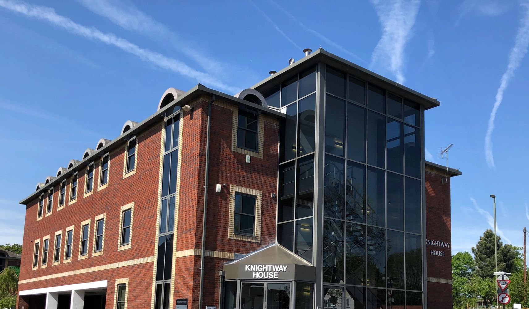Knightway House, Bagshot.Flexible Office Space