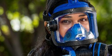 Full face mask diving with communications