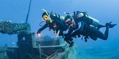 Diving on an underwater wreck