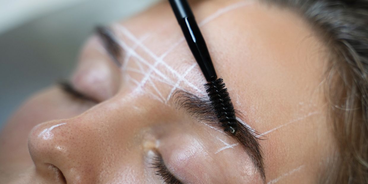Brow Mapping to shape the brow for a brow tint, lamination, or wax.