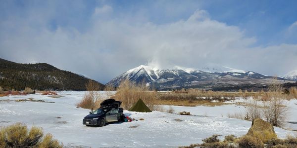 car and hot tent in twin lakes colorado
