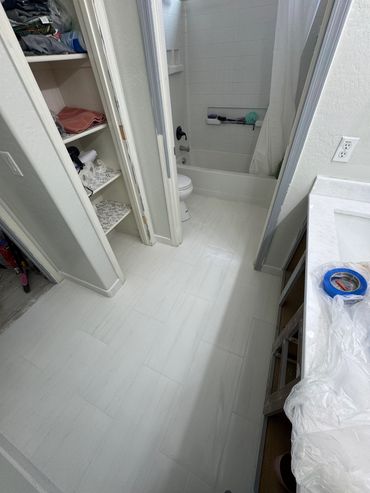 Tile in bathroom install in peoria