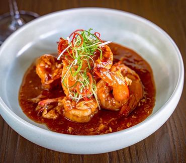 Queensland King Prawns with Singapore chilli sauce