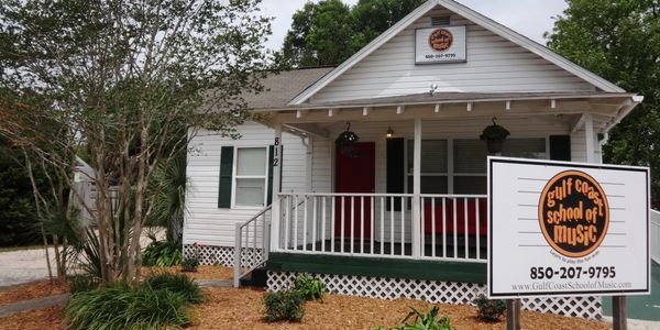 Gulf Coast School of Music offers Pensacola guitar lessons, piano and voice lessons, drum lessons