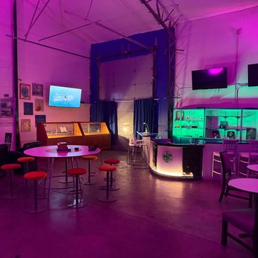 Flight Lounge Dab bar and Lounge area