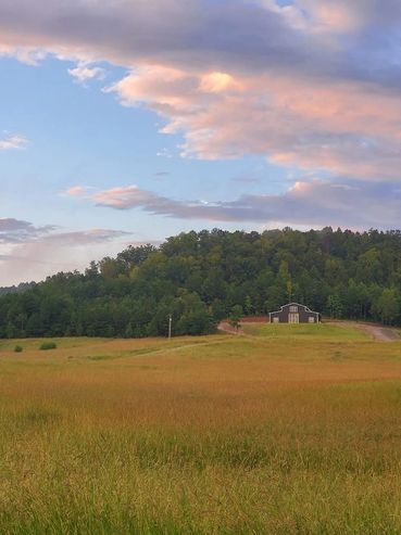 Secluded venue in beautiful field