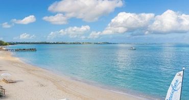 Calm white sandy Beaches Turks Beach