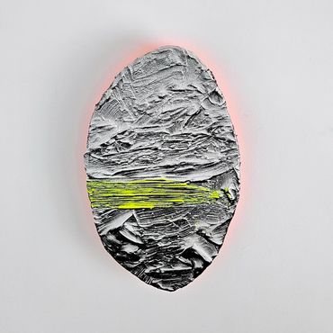 Shadow light II - Acier régulier, acier, résine et acrylique sur bois - 16 X 10 X 1 pouces - 2025 -