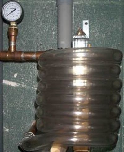 Structuring apparatus used by Marcel Vogel.