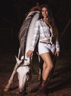 Horse Barn, farm, ranch photo session