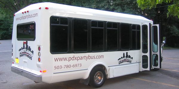 Bachelorette party bus Portland OR Oregon 