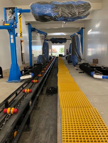 Car wash conveyor installation