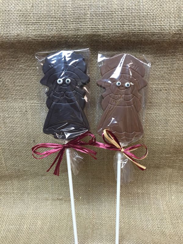 Milk or dark women pilgrim pop.