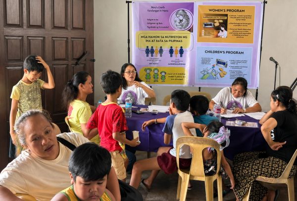 Community nutrition program with children and families.