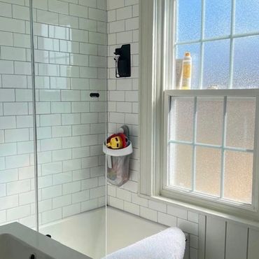 clean bathroom, bathroom deep cleaning