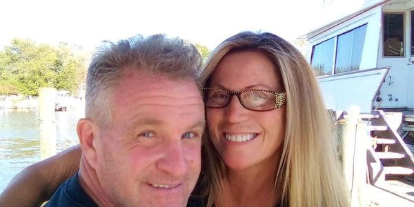 123Hoarding providing hoarder cleanout in Georgetown, Washington DC. Junk and Clutter removal