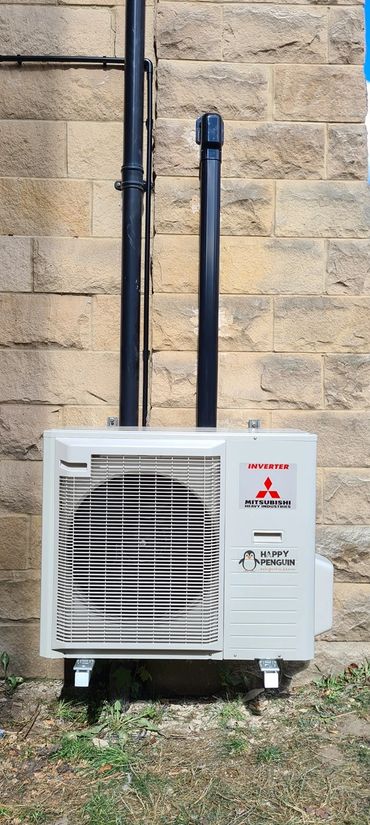 Tidy air conditioning install