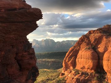 Enjoy the best customized hiking tours in Red Rock Country with our team of Sedona Hiking Guides.
