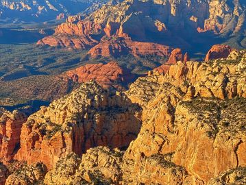 Enjoy the best guided hikes in Red Rock Country on our award-winning Sedona hiking tours