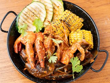 Seafood plate with vegetables