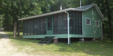 Lake of the Woods
Whitefish Bay
Vic & Dot's Camp
Cabin Rentals
Screened Porch