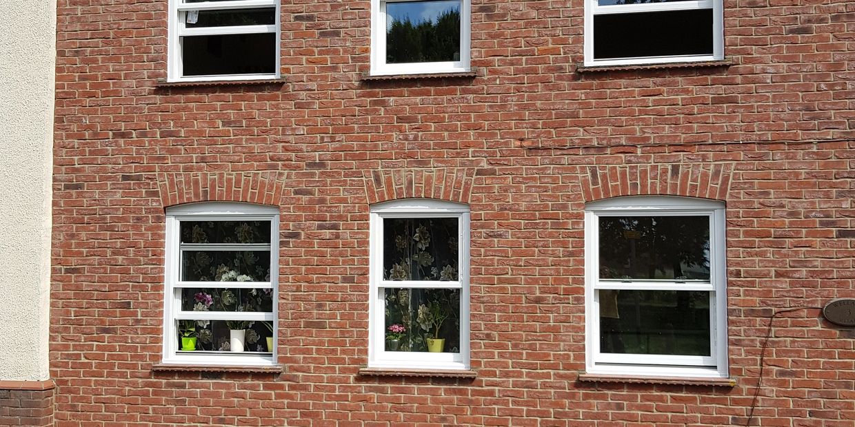 In line sliding sash windows 