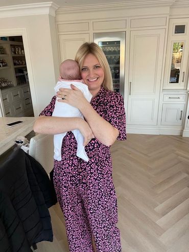 Private midwife Essex providing independent midwifery care