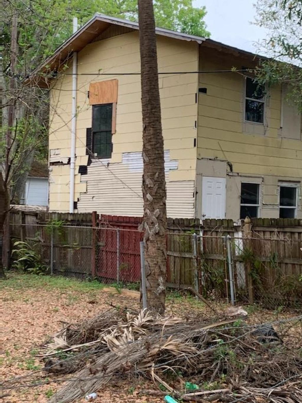 This Ybor looking old and tired.