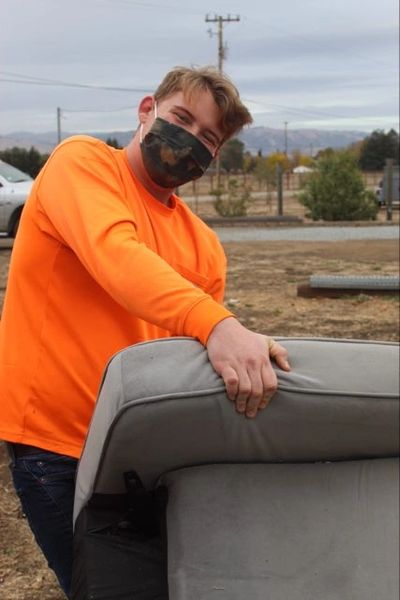 Couch and Sofa Removal Aptos. Removing a couch in Aptos. Junk Removal Aptos. Sofa Removal Aptos.