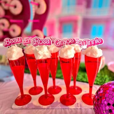 THE MOCKTAIL
PERSONALISED CANDYFLOSS PINK LEMONADE