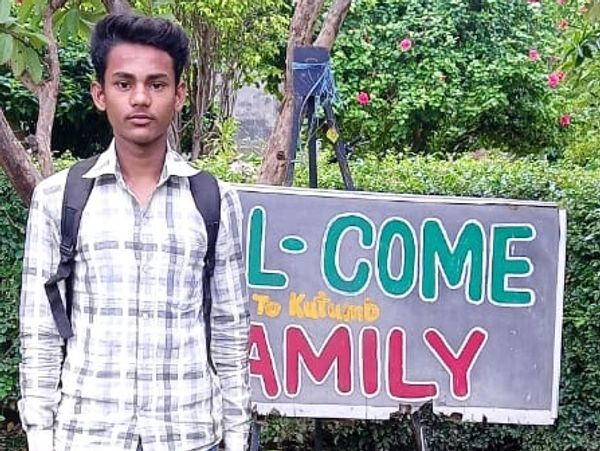 Rohit
Kutumb Testimonials
Kutumb Family NGO Varanasi
community welfare
child development