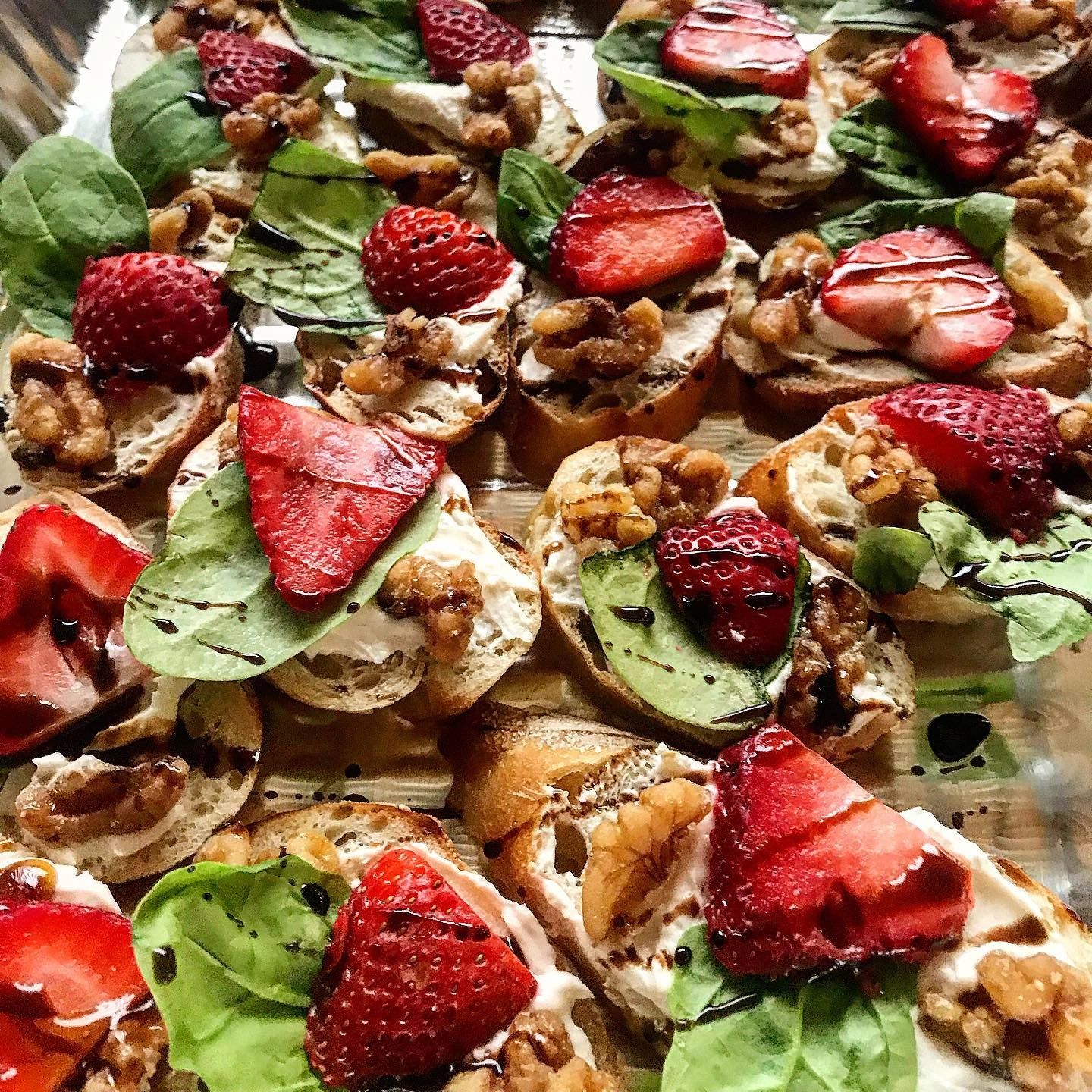 MT PLATES CATERING Caterer, Food, Catering