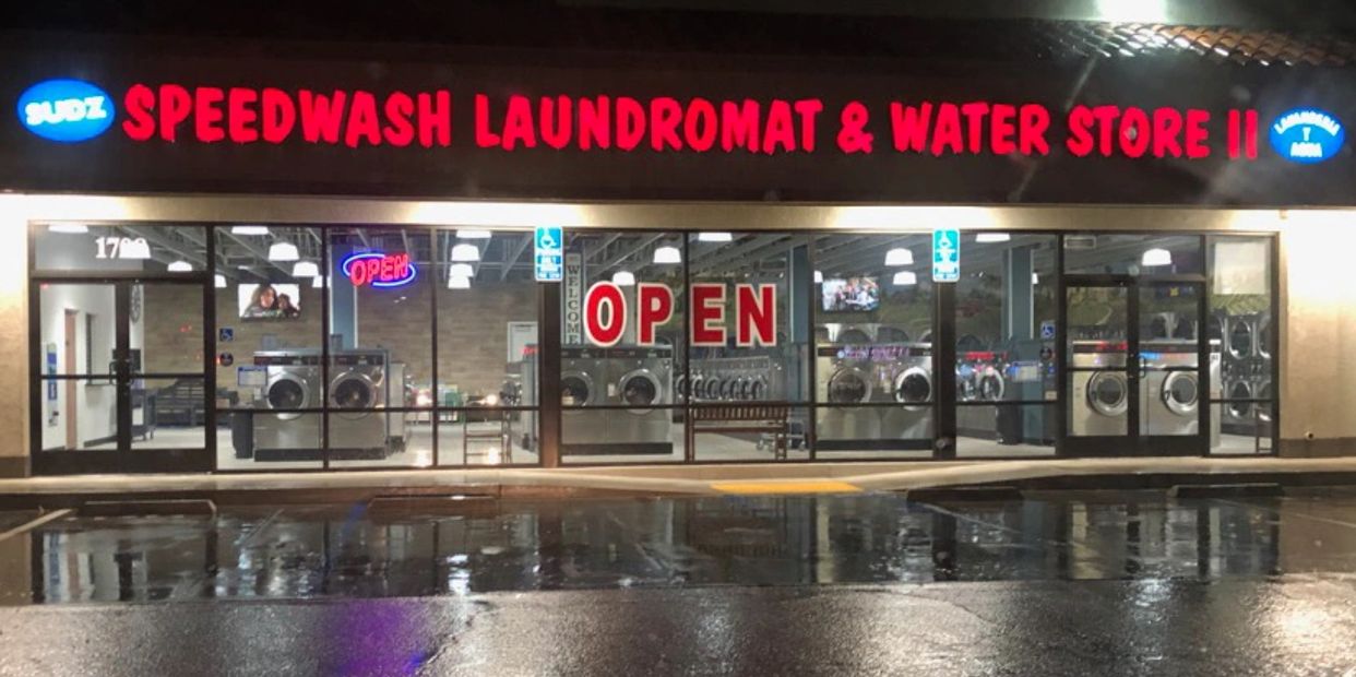 Speedwash Laundromat, Orange, CA, Orange County, Laundry,  Fluff and Fold, Laundry Service, Pickup