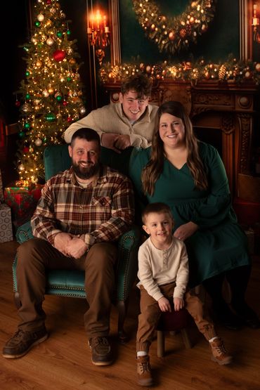 Holiday portraits, LeGalley Photography, Michigan Portrait Photographer, family photography