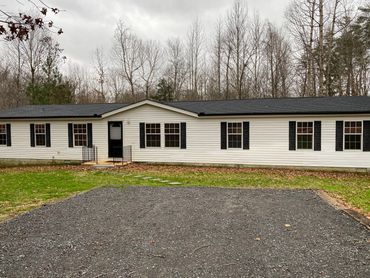 215 Grady Pigg Lane, Cookeville, TN. Blue Ribbon Properties.