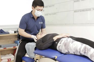 Sports Massage, physiotherapy, posture assessment, manual therapy, chronic neck pain