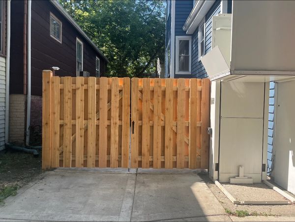 Double gate shadow box dog ear