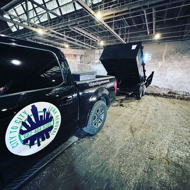 Looking for appliance disposal in Fort Worth & Dallas? We haul away stoves, fridges, dishwashers