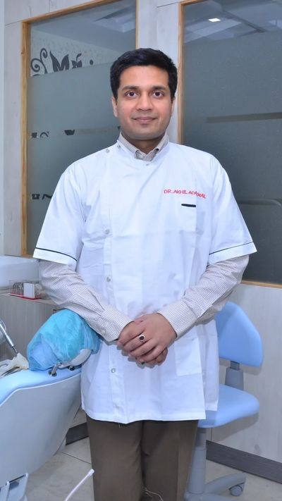 Dr Akhil Agarwal MDS (KGMU)
Orthodontist Dentist in Lucknow
Dental Braces and Aligners Specialist